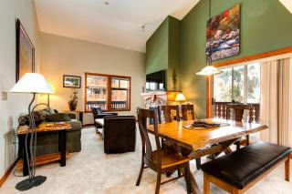 Ski-in - ski-out Condo with Shared Pool Hot Tub & More - Awesome Views - 4