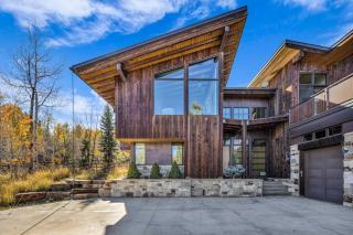 Luxury Mountain Escape with stunning views & sauna - Walk to ski - 9