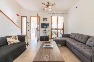 Stesi Holiday House - Parking - AirCon - WiFi - 1