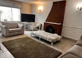 5 Bedroom house Doncaster - 5