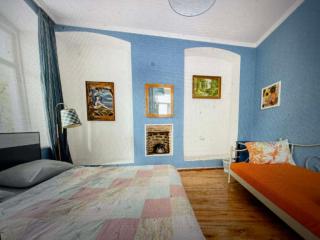 Nana's Guest House - 5