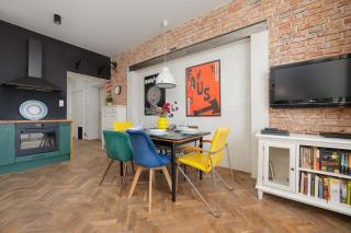 Modern Apartment with 2 Bedrooms Close to the PGE Stadium by Noclegi Renters - 9