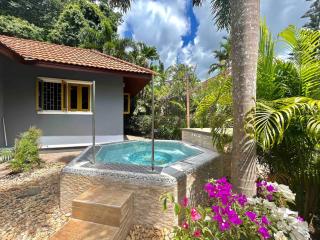Cozy Garden Cottage Krabi 1 BR - 8