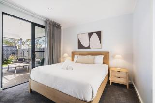 Modern Coastal Townhouse Beach & Marina Views - 2