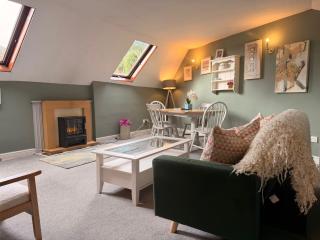 Lorash Cottage, Ashbourne - 2