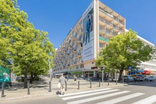 Marszałkowska Stylish Apartments with Balcony Warsaw Center by Noclegi Renters - 6