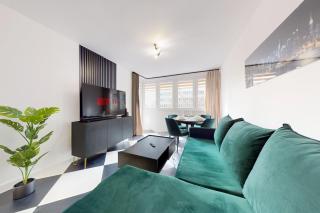 The Central Suite Apartment with Balcony and AC - 3