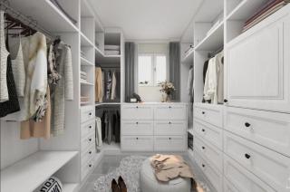 Four Bedroom Luxury on Marine - 3