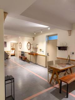 One Uptown 102 modern 2BHK loft - 7