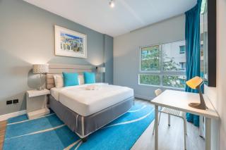Vacationer Holiday Homes l Modern 1 Bedroom l Aesthetic Interior l Free Wi-Fi - 8