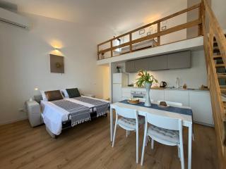 GIULIA LAKE RETREAt - 5