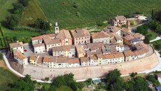 Residence with breathtaking views in the medieval village - 8
