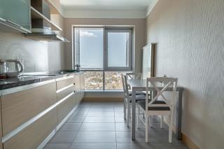 24th Floor Panoramic Apartment with Free Parking - Panorama Residences Riga - 7