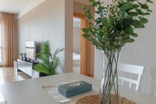 24th Floor Panoramic Apartment with Free Parking - Panorama Residences Riga - 5 min to RIX - 4