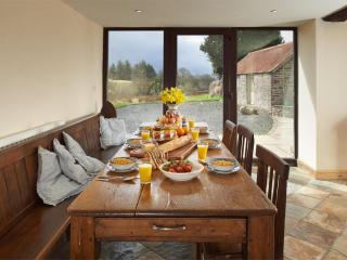 3 Bed in Brecon oc-bn010 - 4