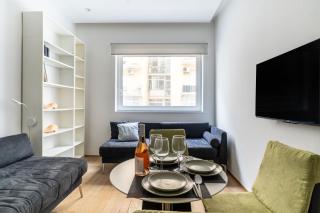 Leone Central Suite Bari by BarbarHouse - 8