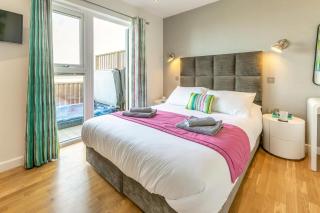 3 Bed in Portreath oc-b38226 - 1