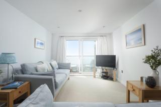 18 The Sands - Sea View, Parking, Family friendly - 4