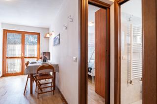 MCX Vacation Rental - Casa Marmore Direct Ski in & Ski out with Exclusive Slope Access, Valtournenche! - 2