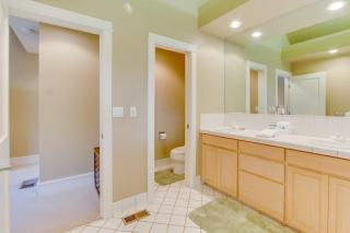 Charming home with tranquil & private deck - one block to beach - 2