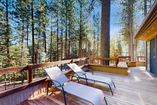 Tree-lined home with private hot tub 7 pools 14 tennis courts golf gym AC - Black Butte Ranch - 7