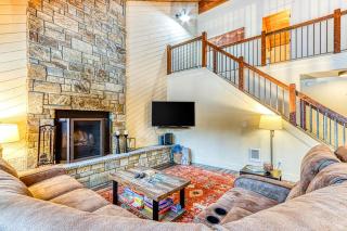 Dog-friendly home next to South Meadow pool with fireplace & washer&dryer - 9