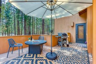 Dog-friendly home with grill deck firepit balcony & mountain view - 9