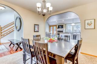 Westside Craftsman with private hot tub enclosed yard & jetted tub - 8