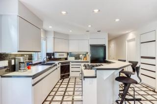 Stylish & secluded home with a washer&dryer fireplace & resort amenity access - 7