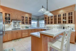 Charming home on golf course with shared pool hot tub & resort amenities - 1