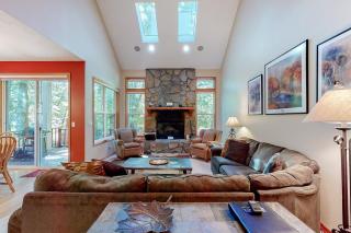 Golf-course-front home with hot tub & pool - easy ski & golf access - 8