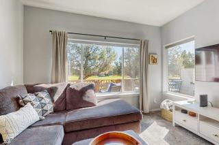 Cozy Townhouse Overlooking 1st Tee - access to Eagle Crest Resort Sports Center - 7