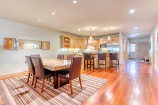 Luxurious Collins Lake condo withupdated amenities shared pool & easy ski access - 2