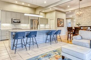 Stunning home on The Ridge Course with grill pools sport courts hot tub gym - 2