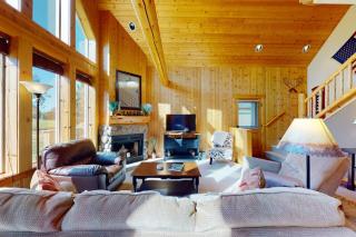 Golf course-view chalet with fireplace pools tennis gym golf volleyball - 6