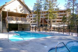 Mountain condo with gas fireplace shared pool hot tub sauna & easy ski access - 5