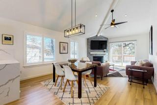 Bright beautiful townhome at Eagle Crest next to golf course with Wifi fireplace - 6