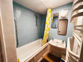 Quiet Terrace Room between Kings Cross and Angel - 2