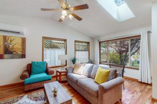 Pleasant home in Waldport with garden inviting deck & sunroom - 0
