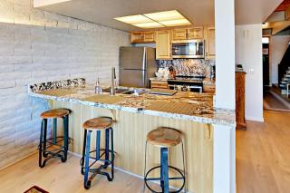 Waterfront Condo - Close to Camp Richardson & Heavenly - 7