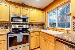Dog-friendly home with hot tub shared pool firepit fireplace & river access - 3