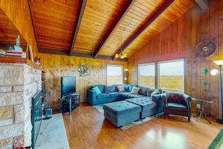 Oceanfront home with a deck washer&dryer fireplace - two dogs welcome - 8