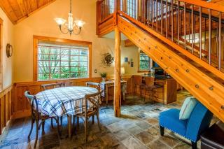2-story dog-friendly 1 block from the beach with deck patio gas fireplace W&D - 5