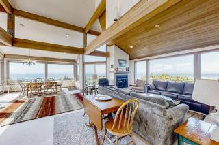 Spacious oceanfront home with free WiFi and wrap-around deck - 0