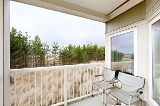 Oceanfront Condo with stunning views WIFI W&D fireplace & great location - 9