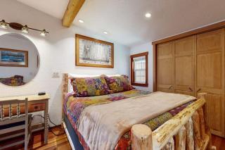 Updated Tahoe Home with Hot Tub On Bus Route to Stateline & Skiing - 2