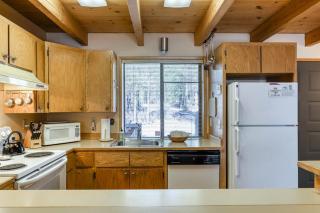 Perfectly Located Home with Decks Bikes & SHARC Pass to Pools Hot Tub & Tennis - 6