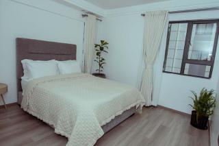 Chic 1BR Kilimani Gym,Parking,1King Bed &Balcony - 8