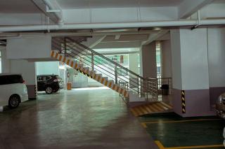 Chic 1BR Kilimani Gym,Parking,1King Bed &Balcony - 4