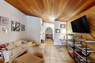 Dog-friendly retreat in Incline Village with fireplace & washer&dryer - 6